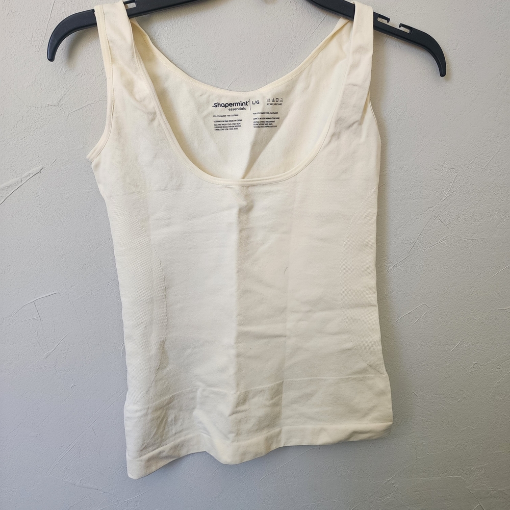 Womens Size Large Tank Top Bundle - Picture 11 of 13